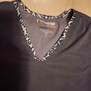 Scrub top